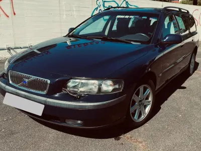Używany Volvo V70 170 KM (125 kW) 2002 Niebieski Kombi