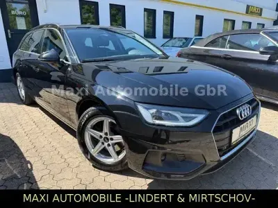 Gebraucht Audi A4 Ambiente 163 PS (119 kW) 2023 Schwarz Kombi