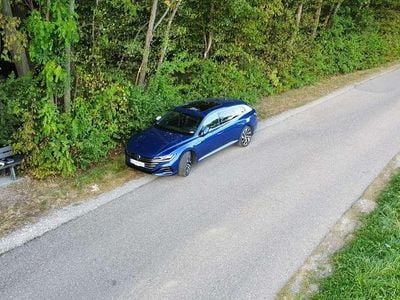 Second-hand VW Arteon R-line 156 CP (114 kW) 2022 Albastru Break