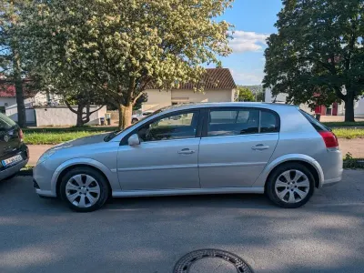 Gebraucht Opel Signum 140 PS (102 kW) 2008 Silber Kleinwagen