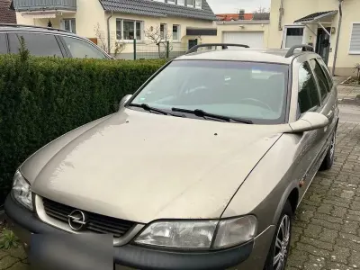 Gebraucht Opel Vectra 116 PS (85 kW) 1996 Grau Limousine