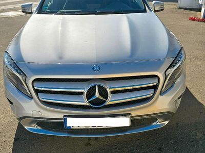 Mercedes GLA180