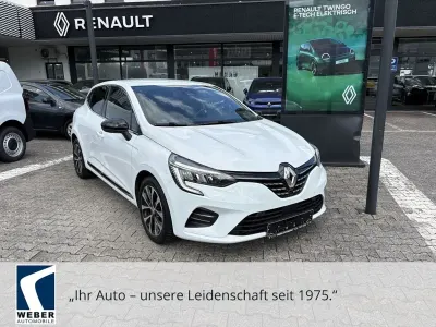Gebraucht Renault Clio V Techno 91 PS (66 kW) 2023 Weiß Limousine