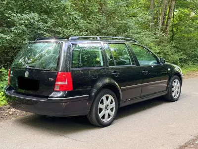 Gebraucht VW Bora 105 PS (77 kW) 2003 Schwarz Kombi
