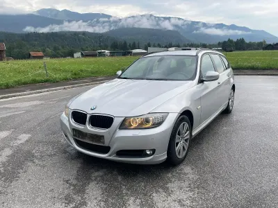 Gebraucht BMW 318 143 PS (105 kW) 2012 Silber Kombi