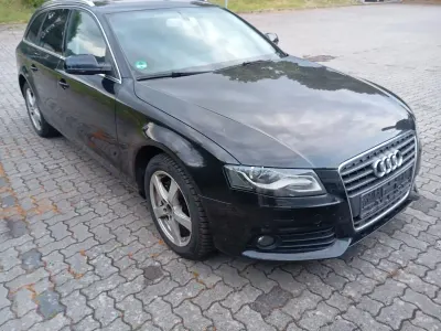 Gebraucht Audi A4 Attraction 179 PS (131 kW) 2010 Schwarz Kombi