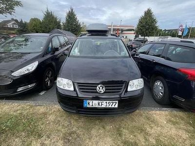 Gebraucht 2004 VW Touran Highline Van / Kleinbus | 2.700 € (Teuer)