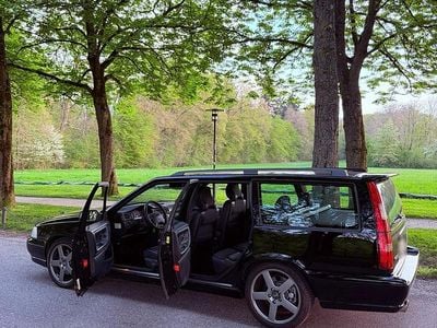 Second-hand Volvo V70 239 CP (175 kW) 1999 Negru Break