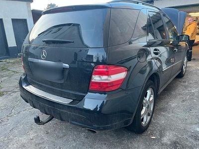 Usata Mercedes ML420 AMG 306 CV (225 kW) 2008 Nero SUV