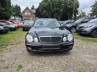Gebraucht Mercedes E320 204 PS (150 kW) 2004 Schwarz Kombi
