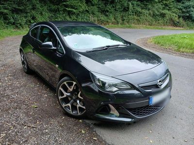 Opel Astra GTC