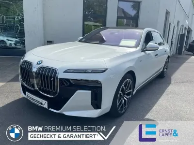 Gebraucht BMW i7 M Sport 334 kW (455 PS) 2025 Mineralweiß Limousine