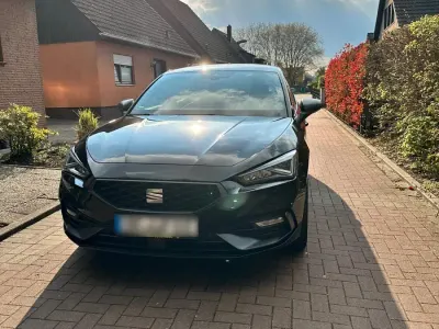 Gebraucht Seat Leon FR 204 PS (150 kW) 2021 Schwarz Limousine