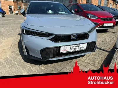 Neu Honda Civic Advance 184 PS (135 kW) 2026 Grau Limousine