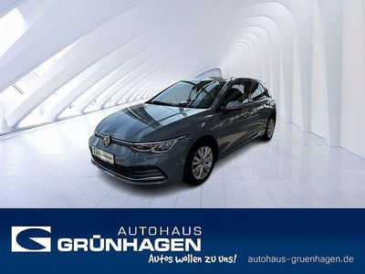 Gebraucht VW Golf VIII Active 131 PS (96 kW) 2023 Grau Limousine