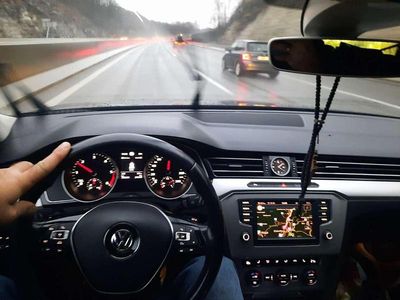 Schwarz Gebraucht 2015 VW Passat Highline Kombi | 11.000 € (Teuer)