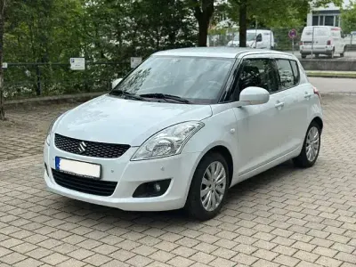 Gebraucht Suzuki Swift Comfort 94 PS (69 kW) 2013 Weiß Kleinwagen