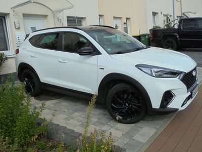 gebraucht Hyundai Tucson N-Line 1,6T-GDI DCT 2WD Panorama AHK Garantie