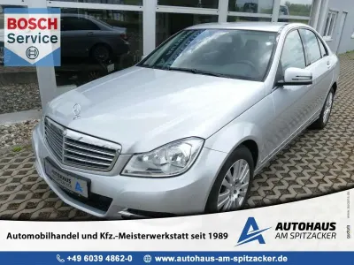 Gebraucht Mercedes C180 Elegance 156 PS (114 kW) 2012 Silber Limousine