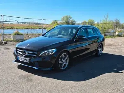 Gebraucht Mercedes C250 AMG line 204 PS (150 kW) 2015 Schwarz Limousine