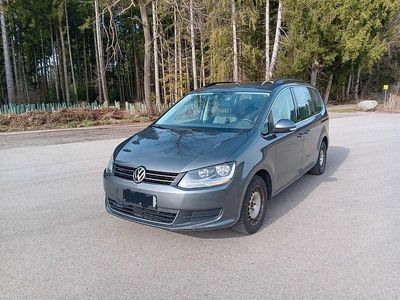 Gebraucht VW Sharan 140 PS (102 kW) 2012 Grau Van / Kleinbus