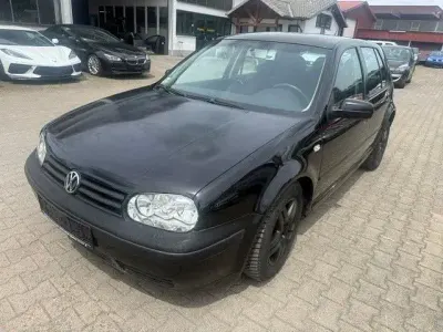 Gebraucht VW Golf IV Basis 75 PS (55 kW) 2003 Schwarz (metallic) Limousine