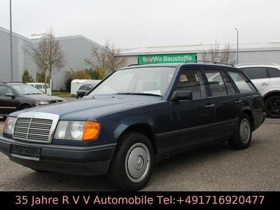 Blau Gebraucht 1989 Mercedes E230 Kombi | 8.888 €