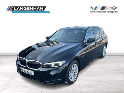 Gebraucht BMW 330e Sport Line 292 PS (214 kW) 2022 Schwarz Kombi