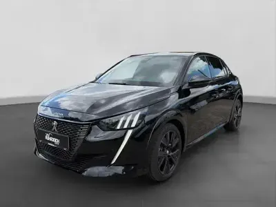 Gebraucht Peugeot 208 GT 101 PS (74 kW) 2024 Lackierung schwarz perla ne... Kleinwagen