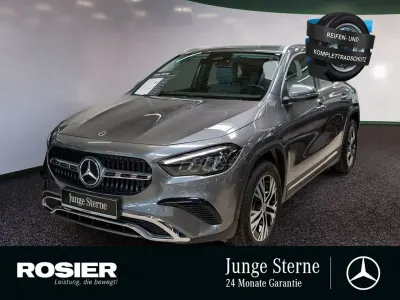 Gebraucht Mercedes GLA220 Advanced 190 PS (139 kW) 2023 Grau / mountaingrau SUV