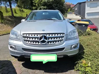 Gebraucht Mercedes ML350 272 PS (200 kW) 2008 Silber SUV