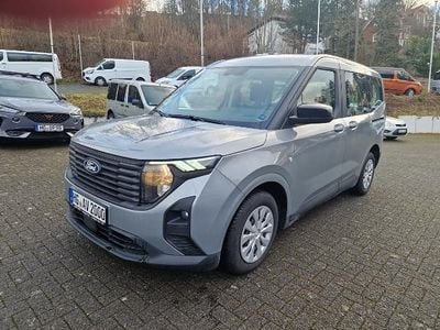 Gebraucht Ford Tourneo Courier Trend 125 PS (91 kW) 2024 Silber Van / Kleinbus