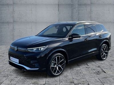 Schwarz Gebraucht 2024 VW Tiguan IQ Drive SUV | 50.570 €