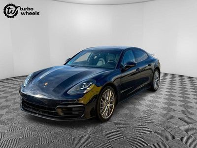 Porsche Panamera 4