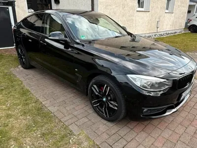 Gebraucht BMW 320 Comfort Edition 184 PS (135 kW) 2014 Schwarz Limousine