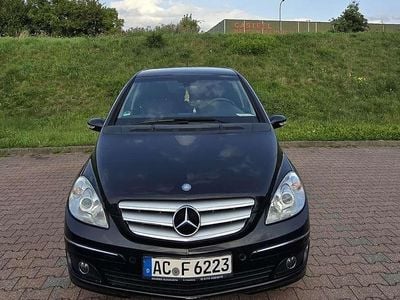 Mercedes B180