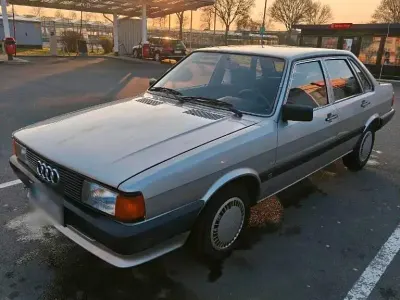 Gebraucht Audi 80 54 PS (39 kW) 1986 Grau Limousine