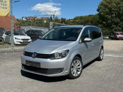 Gebraucht VW Touran 140 PS (102 kW) 2014 Silber Van / Kleinbus