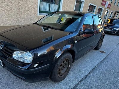 Gebraucht VW Golf IV 75 PS (55 kW) 2002 Schwarz Kleinwagen