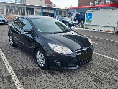 Gebraucht Ford Focus 140 PS (102 kW) 2012 Schwarz Limousine