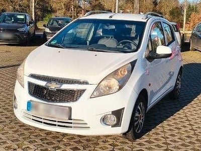Begagnad Chevrolet Spark LT 82 HK (60 kW) 2011 Vit Halvkombi