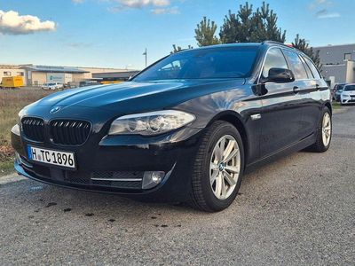 Usata BMW 525 Sport Line 218 CV (160 kW) 2012 Nero Station wagon