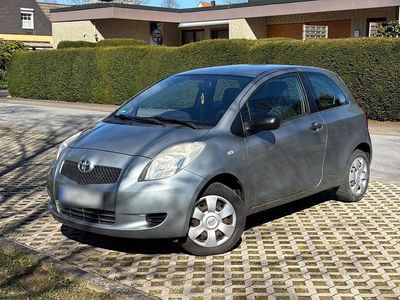 Brugt Toyota Yaris 69 HK (50 kW) 2008 Grå Hatchback