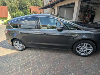 Gebraucht Ford S-MAX Titanium 241 PS (177 kW) 2018 Van / Kleinbus