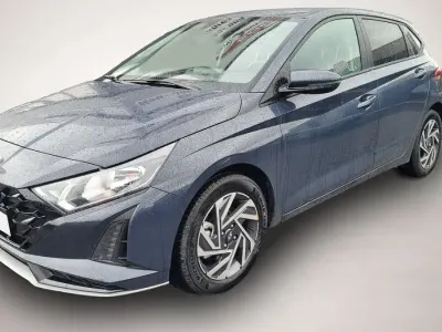 Neu Hyundai i20 90 PS (66 kW) 2026 Grau Kleinwagen