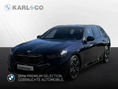 Gebraucht BMW 540 M Sport 303 PS (222 kW) 2025 Schwarz Kombi