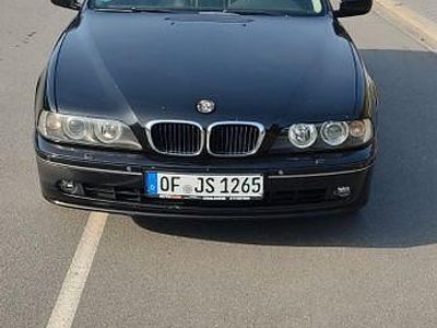 Second-hand BMW 530 Exclusive 231 CP (169 kW) 2002 Negru Break