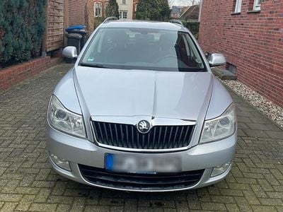 Gebraucht 2009 Skoda Octavia Kombi | 3.900 €