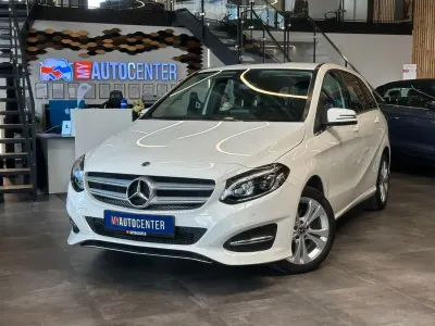 Gebraucht Mercedes B200 136 PS (100 kW) 2017 Weiß Kleinwagen