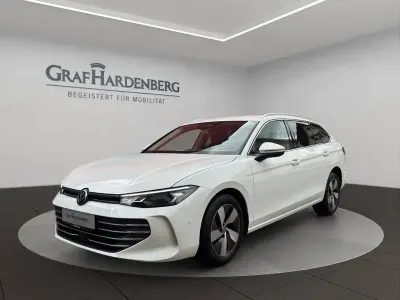 Gebraucht VW Passat Business 150 PS (110 kW) 2025 Weiß Kombi